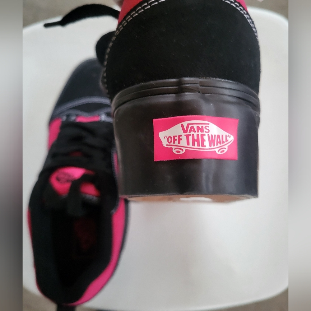 Vans Women's Bold Black and Pink Sneakers - Picture 6 of 11